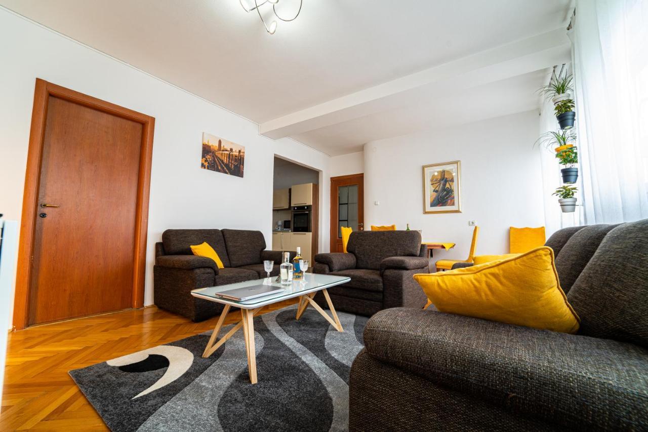 Diocles Place Split Luaran gambar